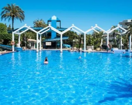 In Benalbeach 5 Pools Benalmadena